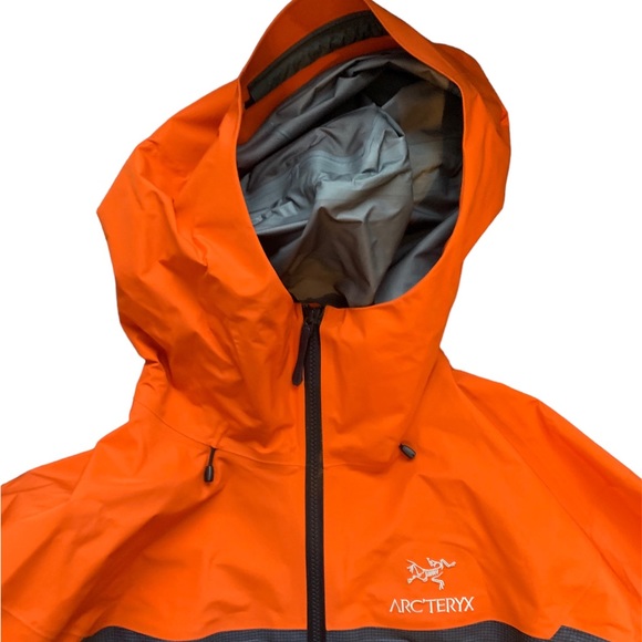 Arc’teryx Alpha Jacket - Picture 6 of 6
